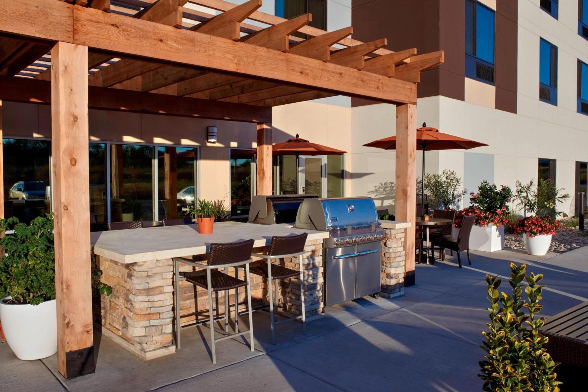 Towneplace Suites By Marriott Richmond Esterno foto